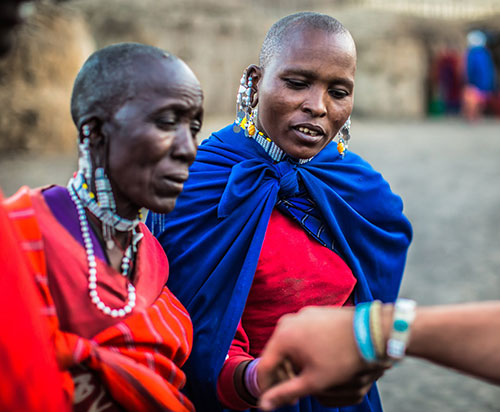 Maasai-clothing.jpg