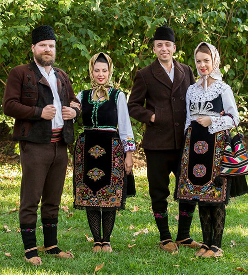 Serbian-costumes2.jpg