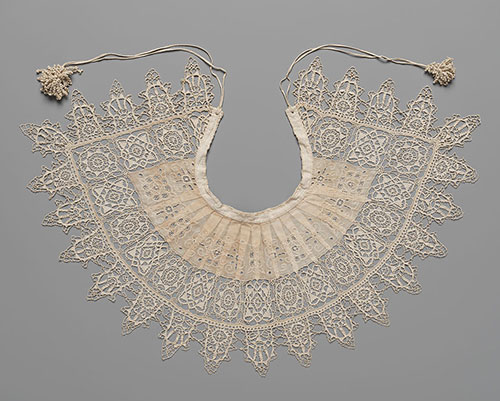 Lace-collar1.jpg